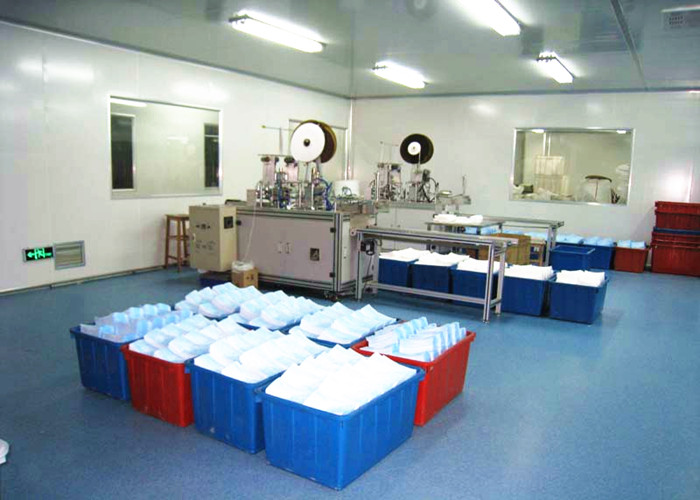 Máy mặt nạ tự động