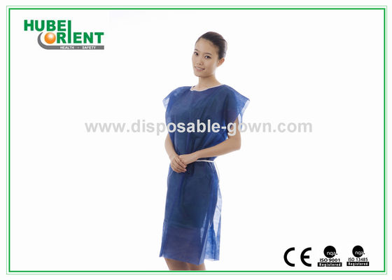 Protective Disposable Medical Patient Gowns/Disposable Exam Gowns 40 - 45 GSM