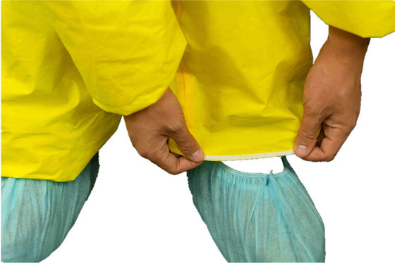 Type 3B Yellow Disposable PP PE Protective Coverall With Hood Anti Static Pass EN14126